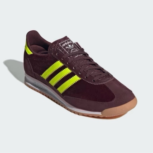 Adidas Maroon and Neon Yellow Trainers NIB - Picture 5 of 7